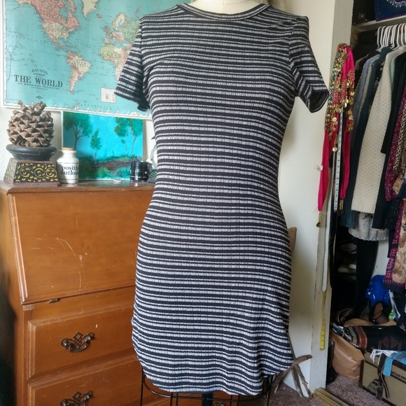 SOLD.......💚 Black and Grey Tunic/Dress by CaCia - Picture 2 of 7